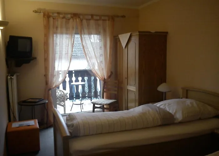 Zur Kueferschenke מלון נירשטיין